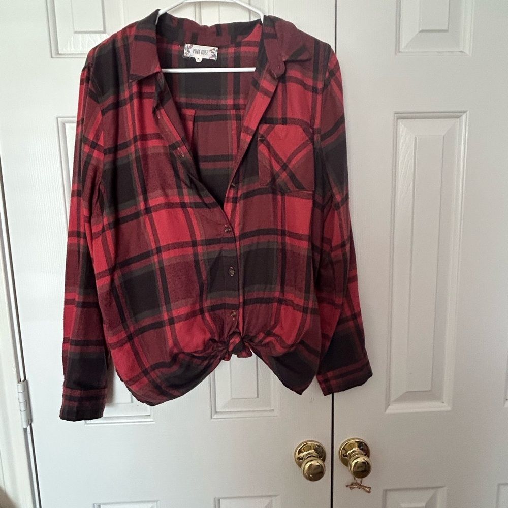 Women’s Flannel Long Sleeve Shirt